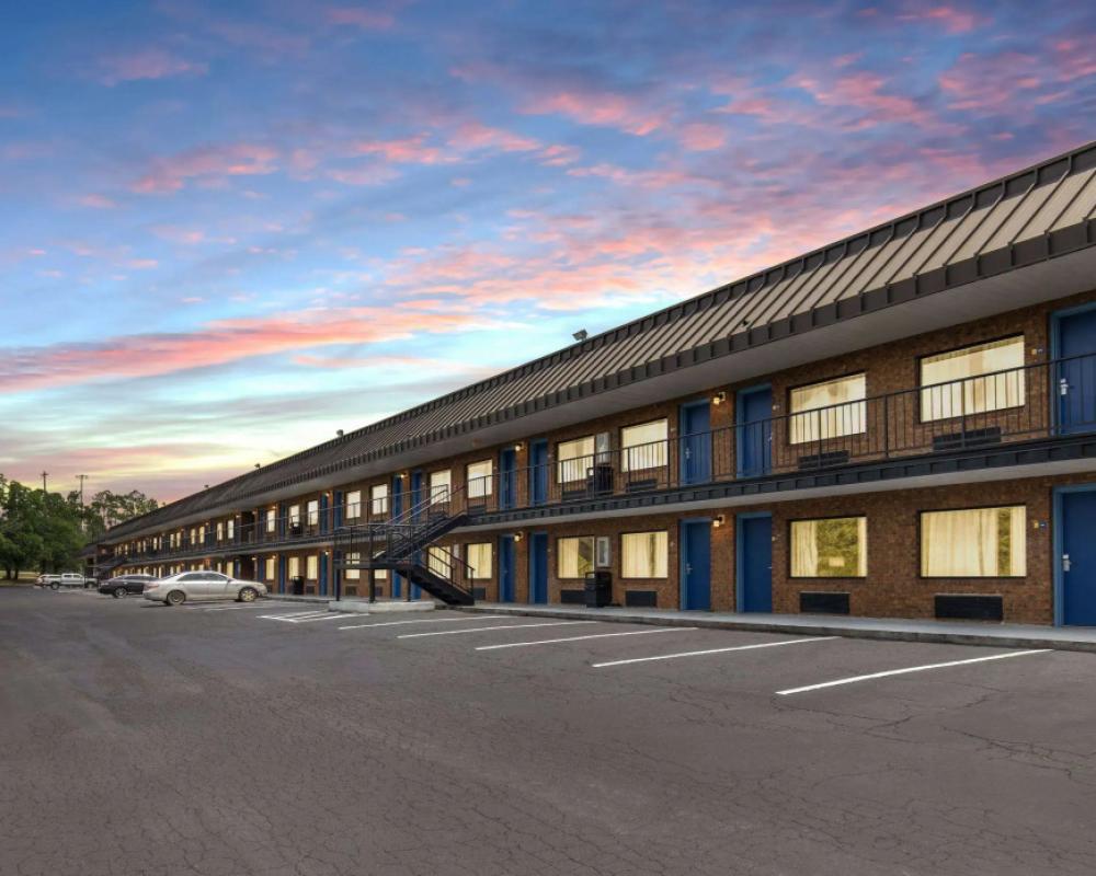 Days Inn by Wyndham St George