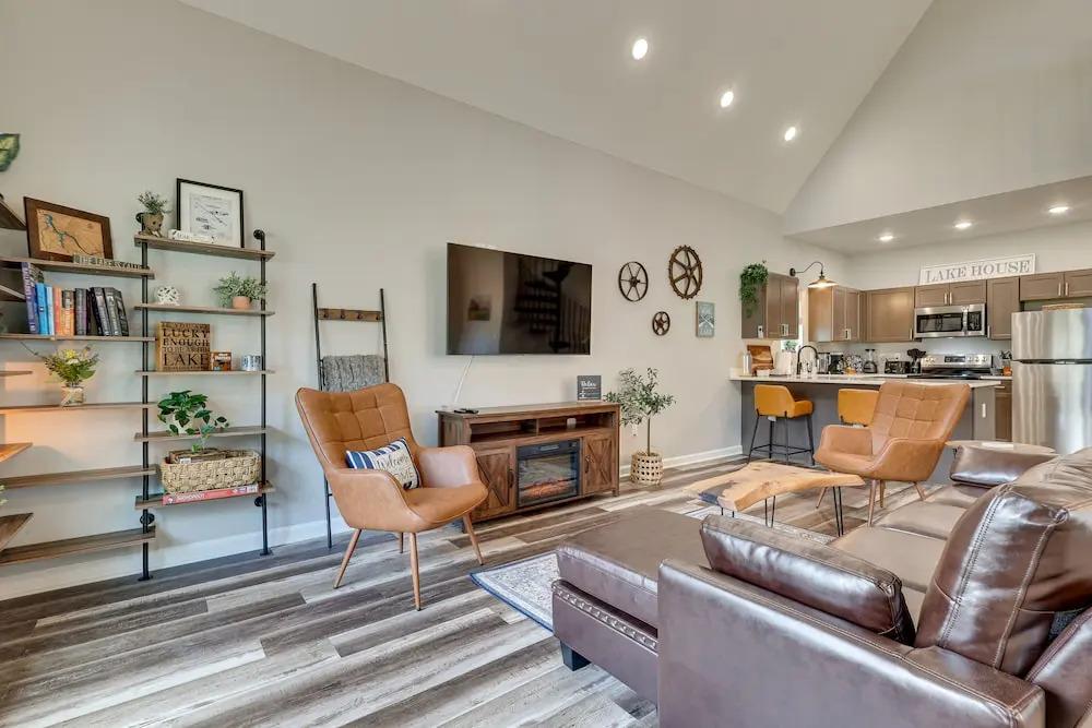 Counce Vacation Rental w/ Private Deck: Near Golf!