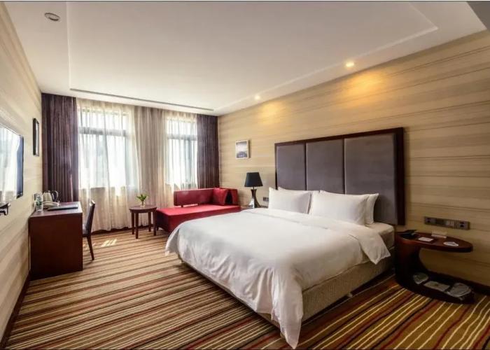 Shidu Purple Yuet Hotel