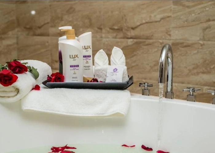 Shidu Purple Yuet Hotel