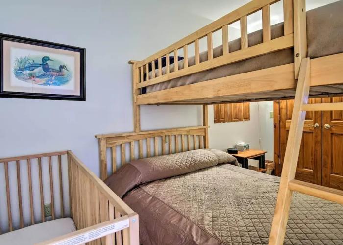 Ski-in Resort Family Condo w/ Deck at Jay Peak!