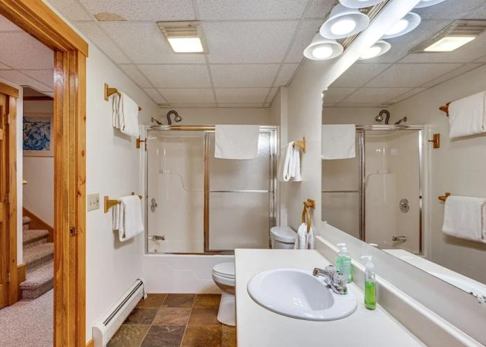 Ski-in Resort Family Condo w/ Deck at Jay Peak!