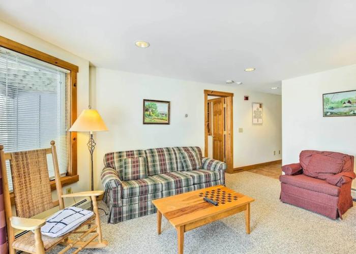 Inviting Ski-in/ski-out Condo at Jay Peak Resort!