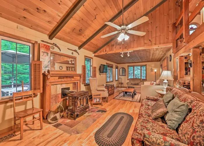 Beautiful Jay Peak Home Near Creek & Waterfalls!