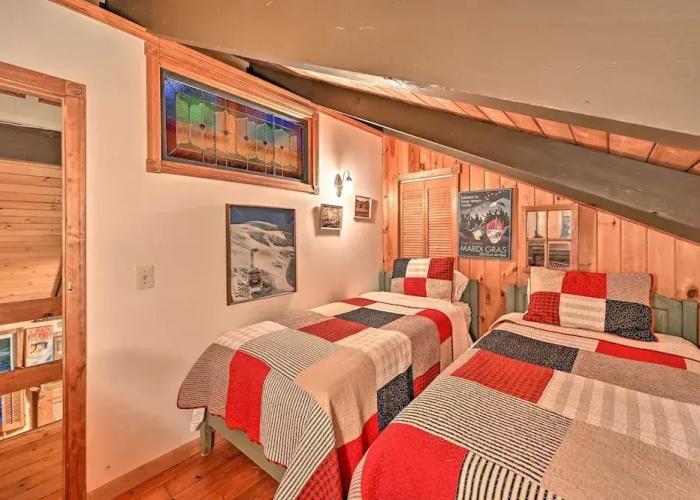 Beautiful Jay Peak Home Near Creek & Waterfalls!