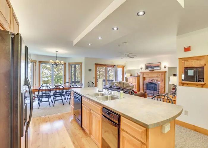 Ski-in/ski-out at Jay Peak Resort Condo!