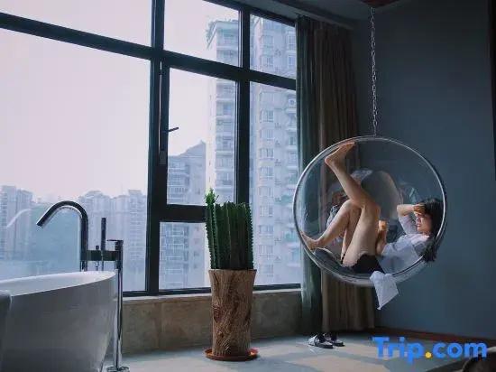 Jia Yu Emperor Hotel