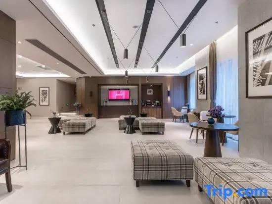 Home Inn Chongqing Jiefangbei Pedestrian Street
