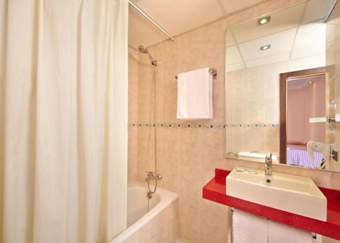 MLL Caribbean Bay Hotel