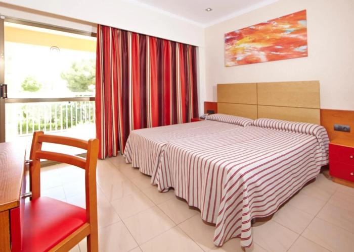 MLL Caribbean Bay Hotel