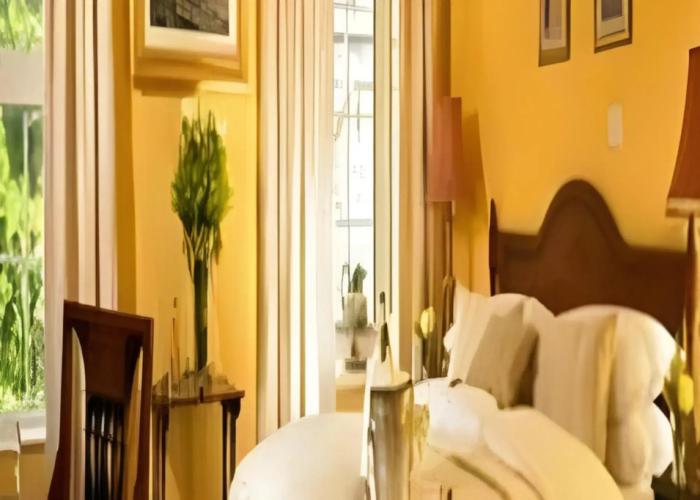 Emmet Hotel