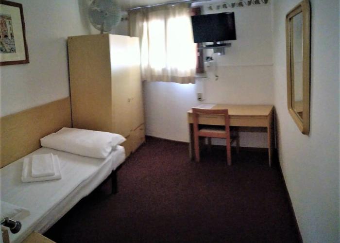 Hotel Modena