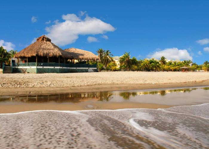 Telamar Resort