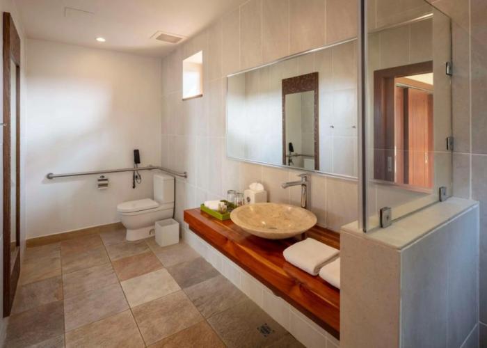 Indura Beach & Golf Resort, Curio Collection by Hilton