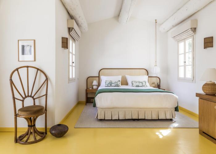 Hôtel La Tartane Saint -Tropez