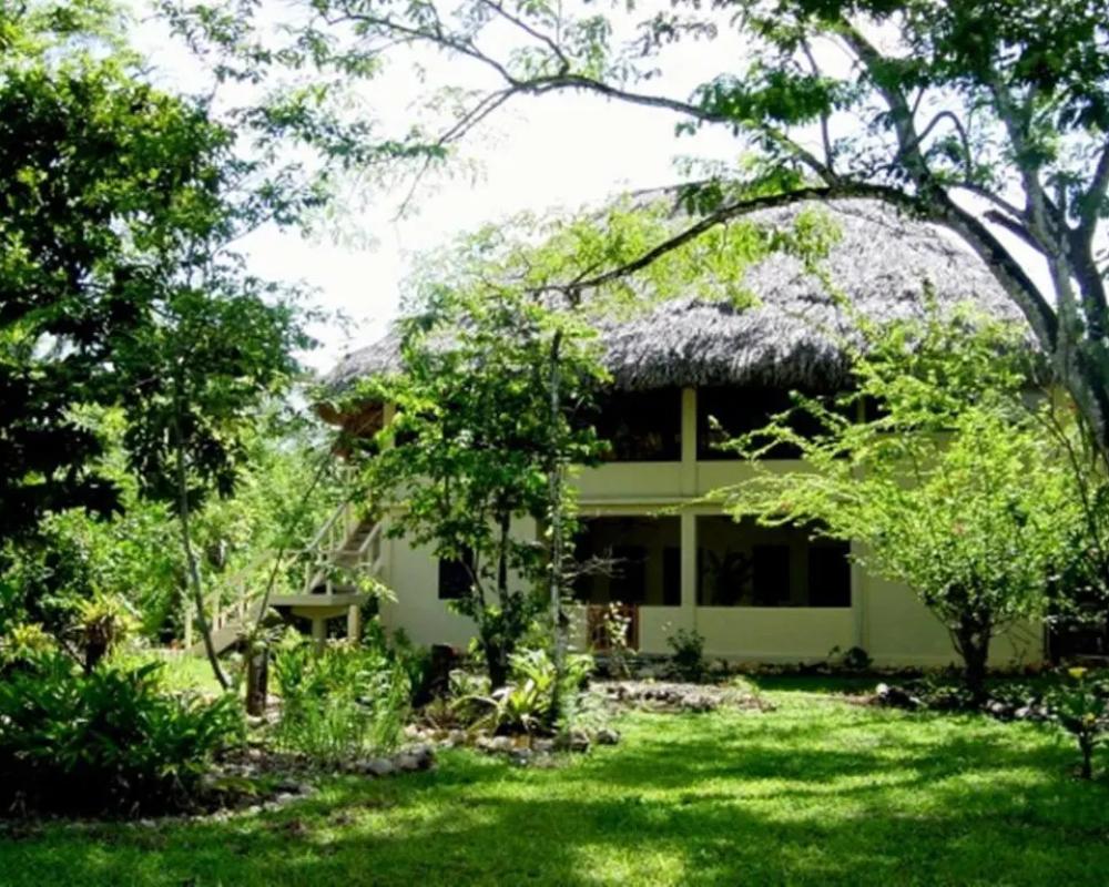 фото Creekside Oasis