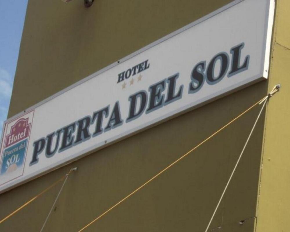 Hotel Puerta del Sol - San Jose Airport
