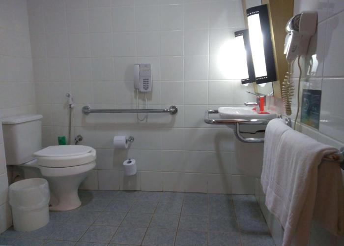 Ibis Santos Gonzaga Praia