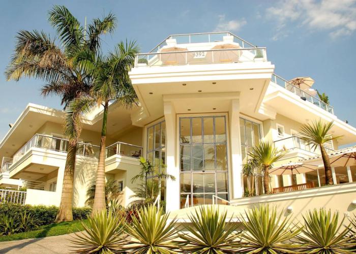 The Falls Hotel