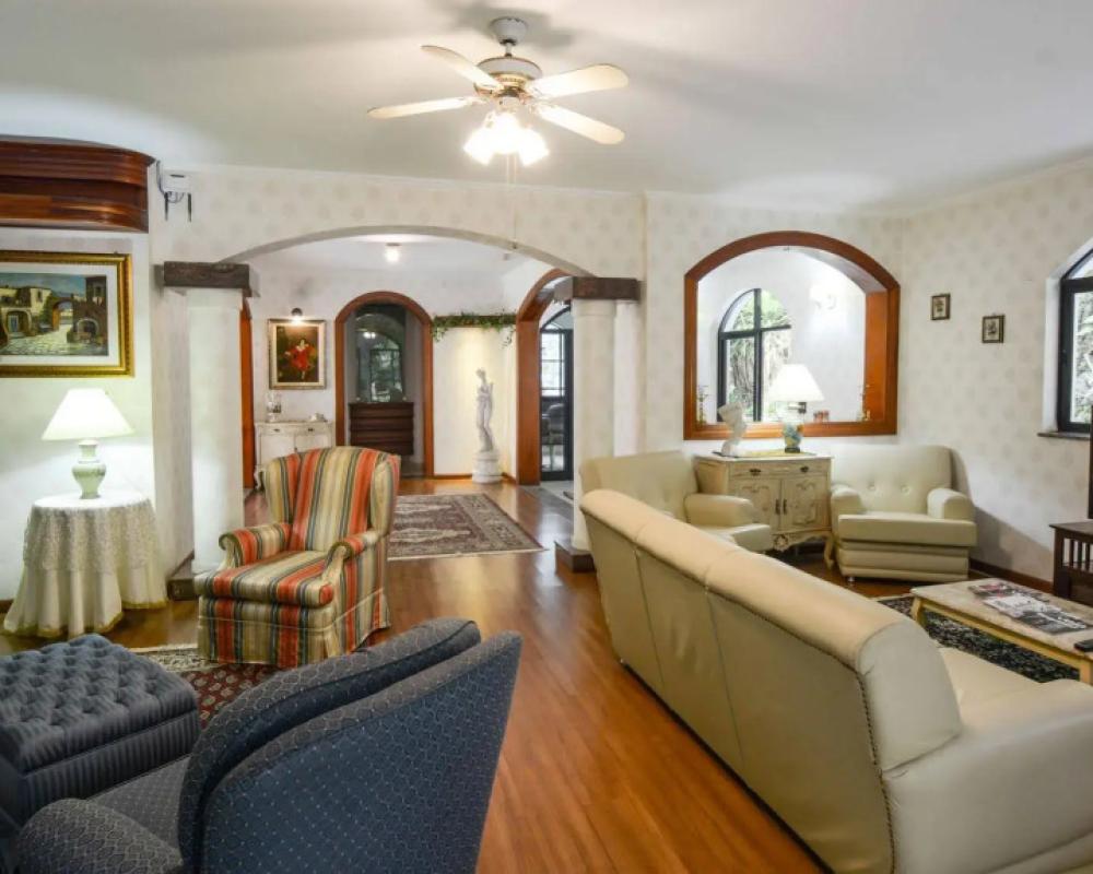 Biazi Paradise Hotel