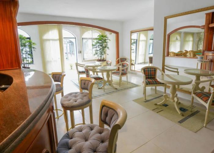Biazi Paradise Hotel