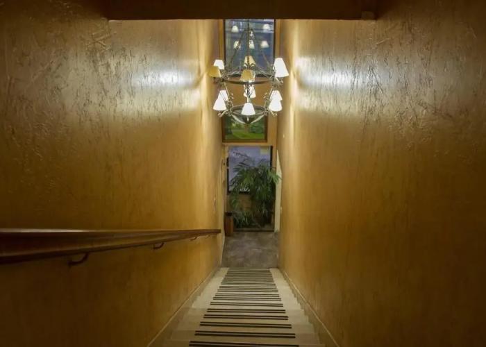 Hotel Dikran