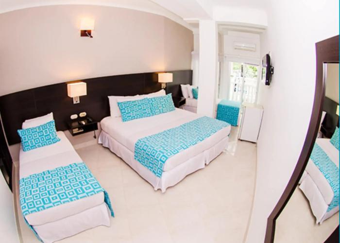 Hotel Manantial
