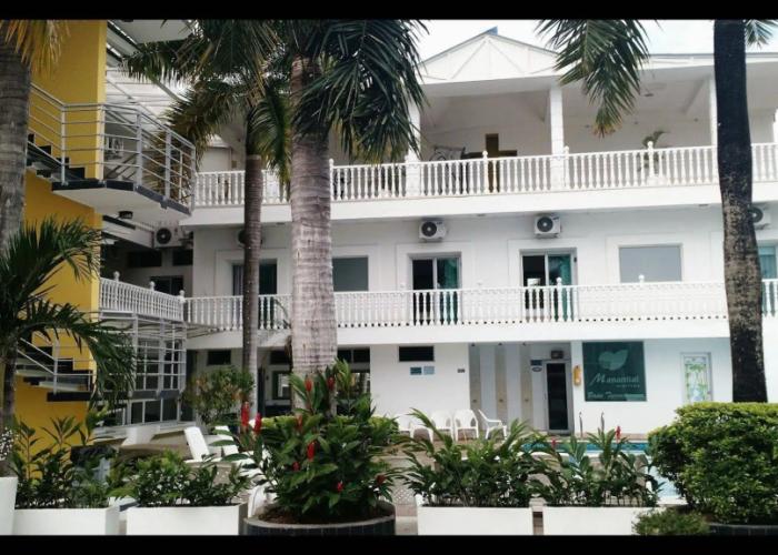 Hotel Manantial