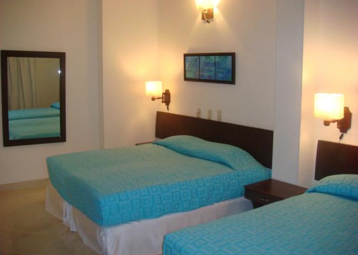 Hotel Manantial