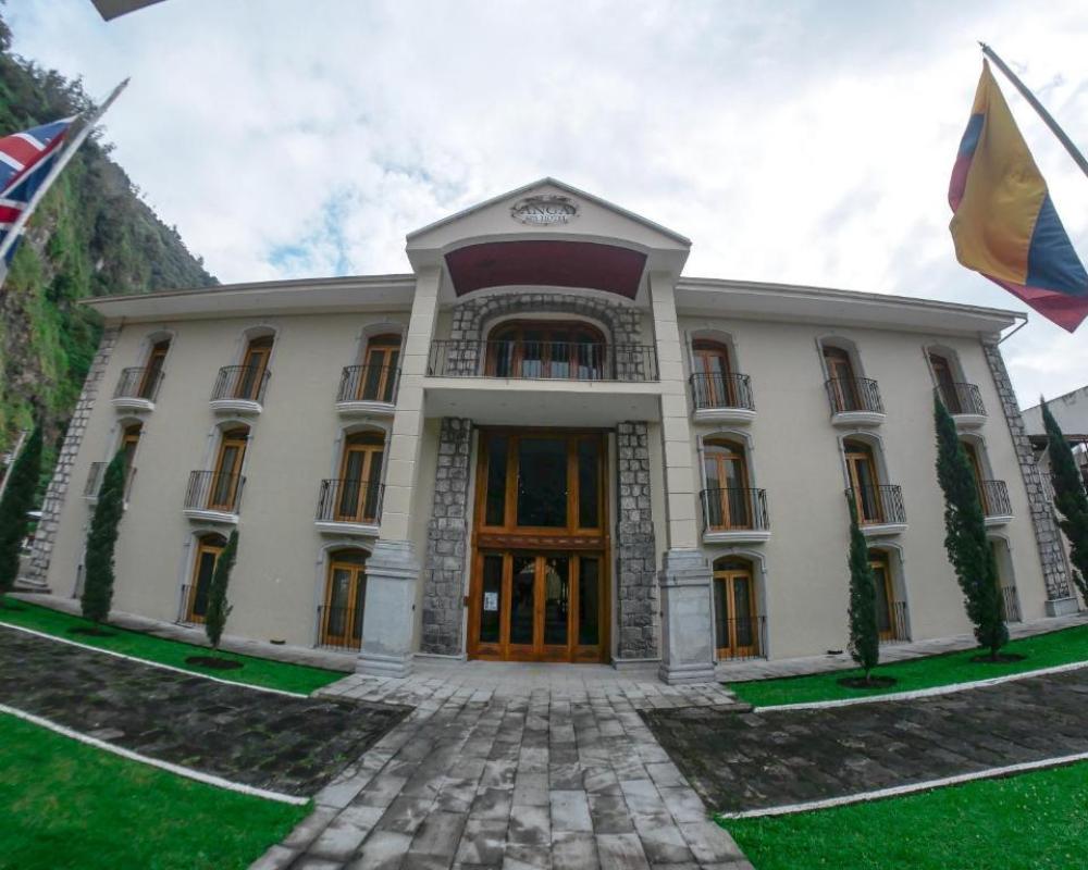 Sangay Spa Hotel