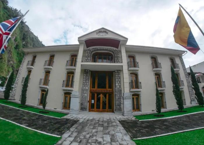 Sangay Spa Hotel