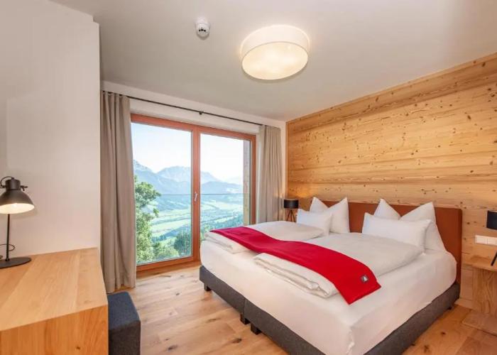 Skylodge Alpine Homes