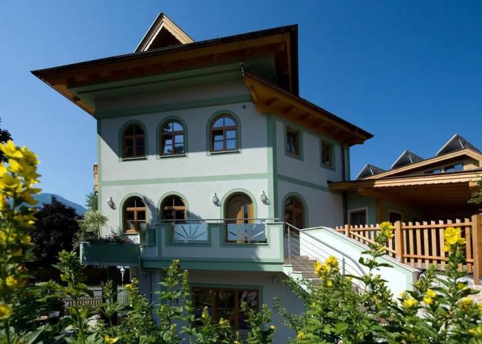 Hotel Obermair