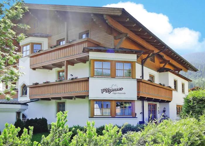Apartment in Filzmoos with a balcony