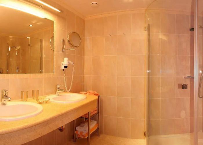 Alpenhotel Karwendel - Adults Only