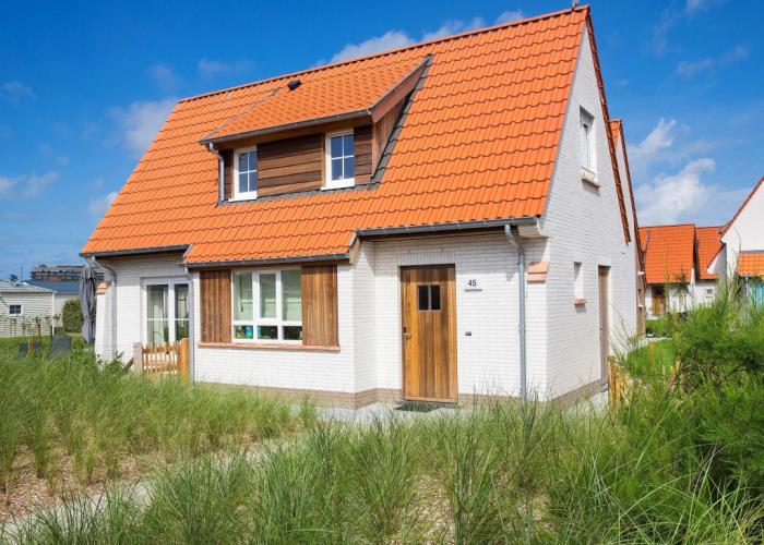 Villa, two Bathrooms and a Washing Machine, Near Ostend