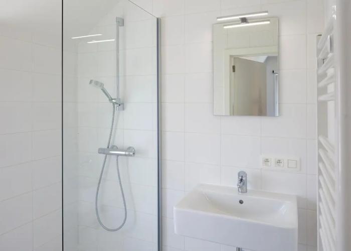 Villa, two Bathrooms and a Washing Machine, Near Ostend