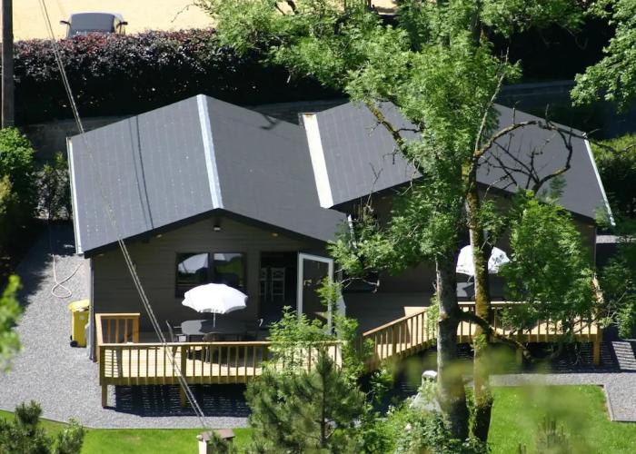 A Chalet for Re-energising in Peace, not far From Durbuy