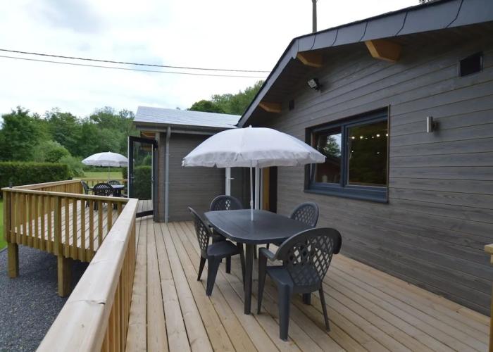 A Chalet for Re-energising in Peace, not far From Durbuy
