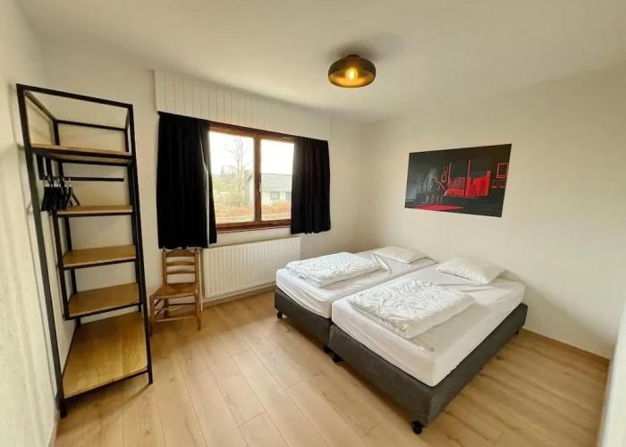 Pleasant and Luxurious House Located in Noiseux