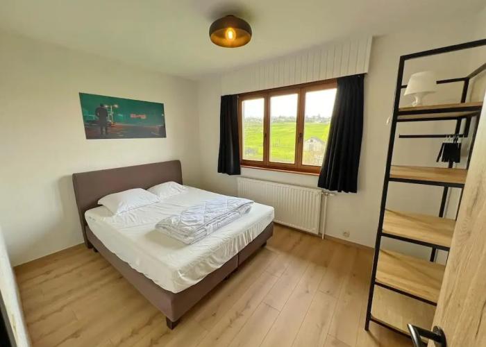 Pleasant and Luxurious House Located in Noiseux