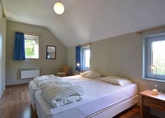 Villa with Sauna near Golf Course