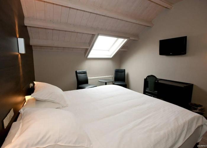 Flanders Lodge Hotel