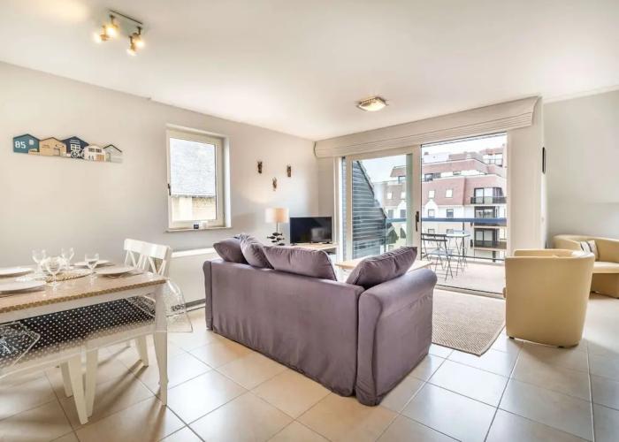 Apartment in Koksijde With sea Beach