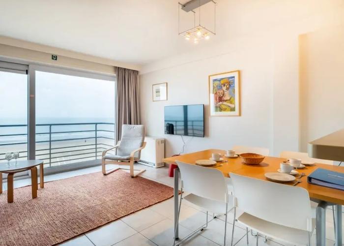 Les Petrels Apartment in Koksijde With Balcony