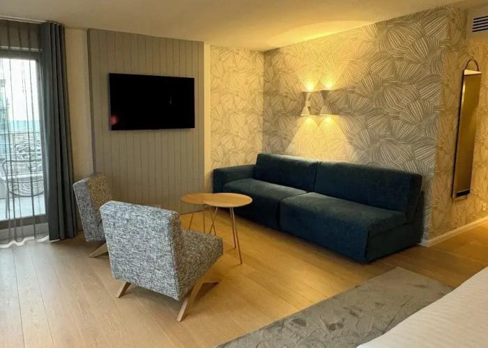 Hotel Iris