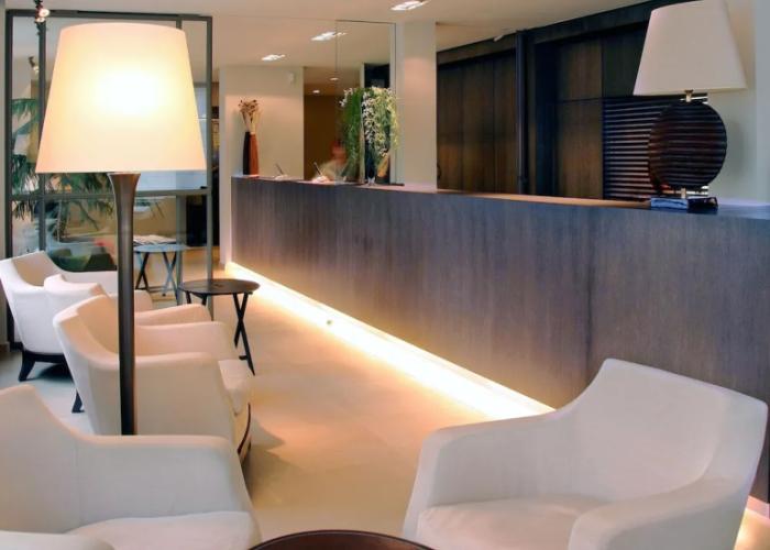 Hotel Iris