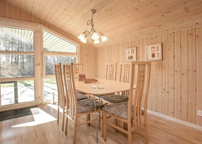 6 Person Holiday Home in Fjerritslev-by Traum
