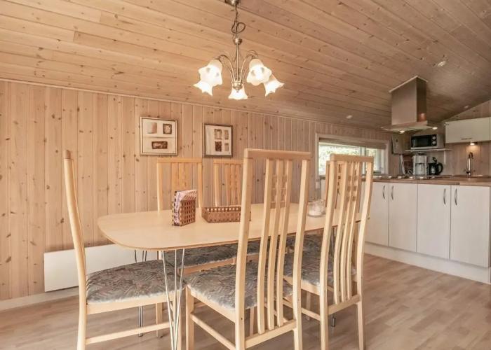 6 Person Holiday Home in Fjerritslev-by Traum