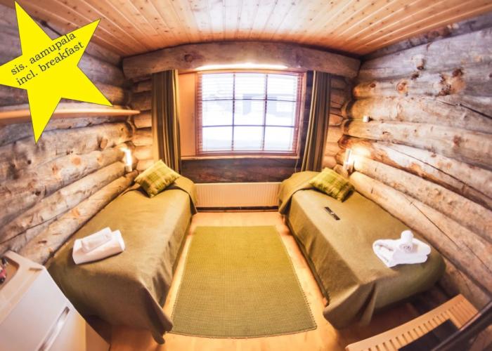 Kuukkeli Log Houses Teerenpesä